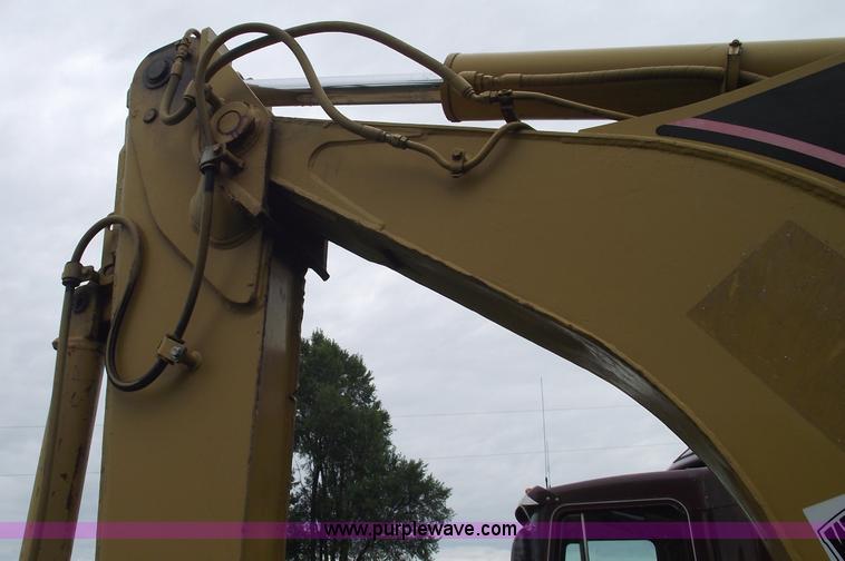 image for item A4099 1994 Caterpillar 426B backhoe