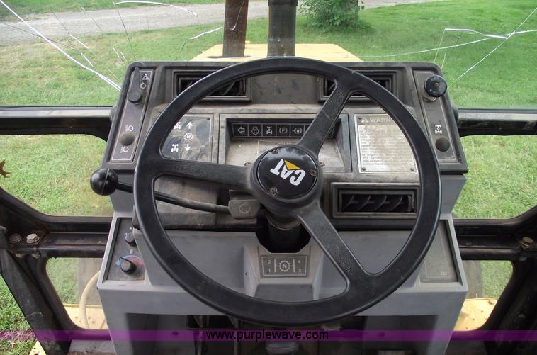 image for item A4099 1994 Caterpillar 426B backhoe