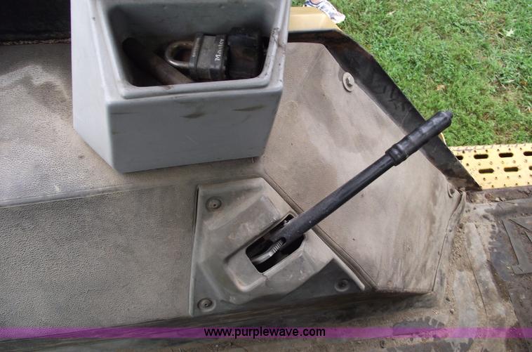 image for item A4099 1994 Caterpillar 426B backhoe