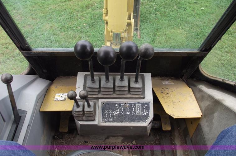 image for item A4099 1994 Caterpillar 426B backhoe