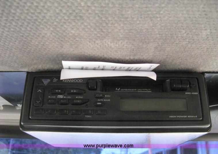 image for item A4292 2002 Johnston 3000 street sweeper