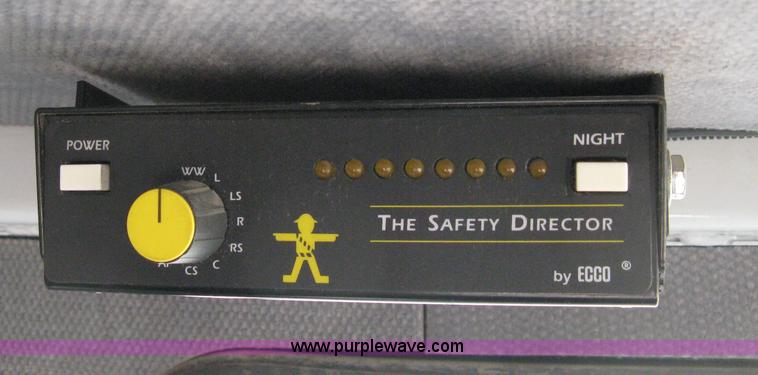 image for item A4292 2002 Johnston 3000 street sweeper