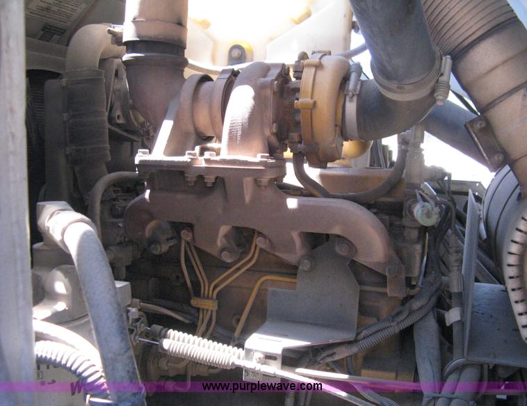 image for item A4292 2002 Johnston 3000 street sweeper