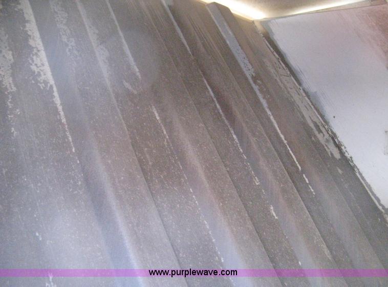 image for item A4292 2002 Johnston 3000 street sweeper