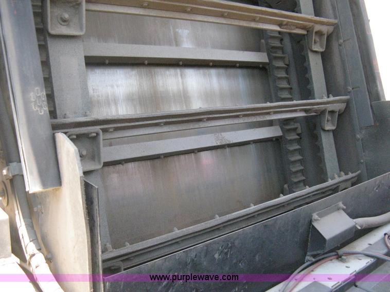 image for item A4292 2002 Johnston 3000 street sweeper