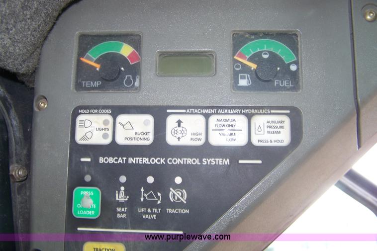 image for item A4508 Bobcat 873G skid steer