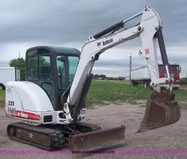 image for item A4510 2004 Bobcat 331G compact excavator