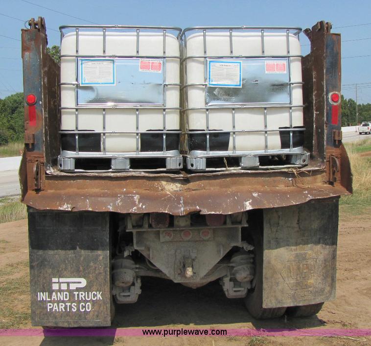 image for item A5048 1993 Mack RD688S dump truck