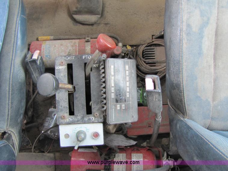 image for item A5048 1993 Mack RD688S dump truck