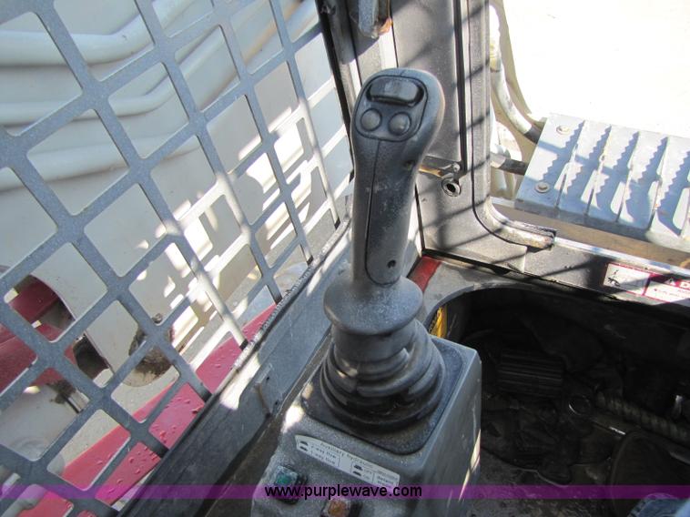 image for item A5055 2006 Takeuchi TL140 skid steer