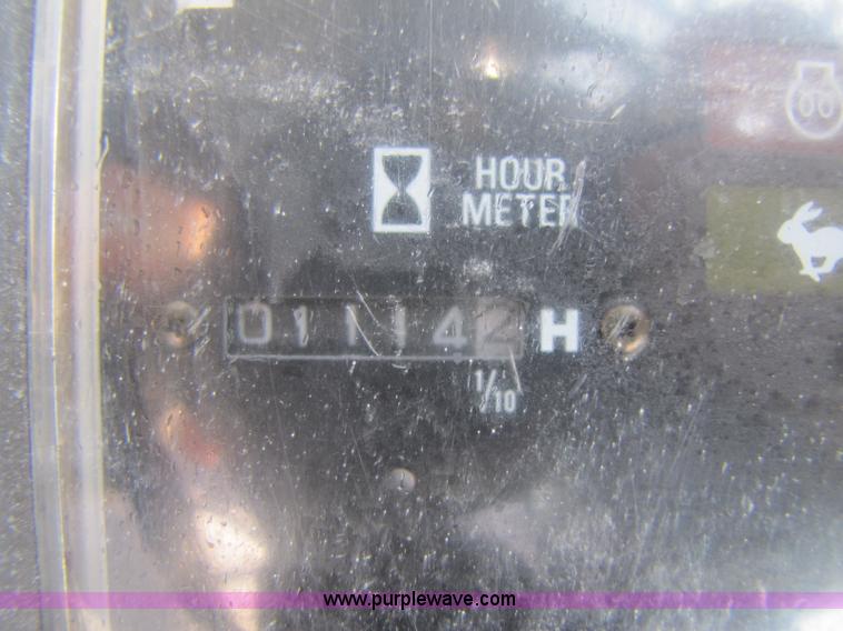 image for item A5055 2006 Takeuchi TL140 skid steer