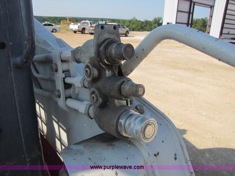 image for item A5055 2006 Takeuchi TL140 skid steer