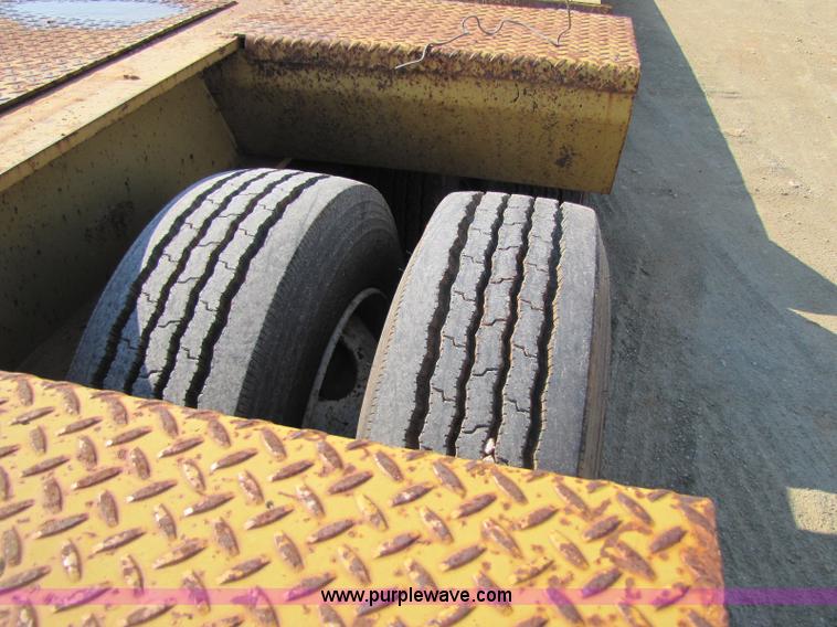 image for item A5057 1999 Eager Beaver 50 ton low boy trailer