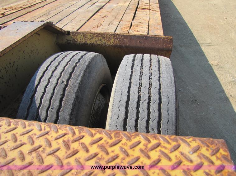 image for item A5057 1999 Eager Beaver 50 ton low boy trailer