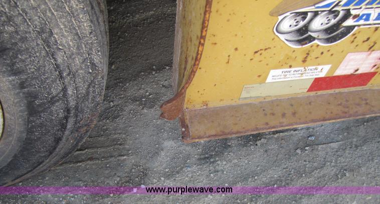 image for item A5057 1999 Eager Beaver 50 ton low boy trailer