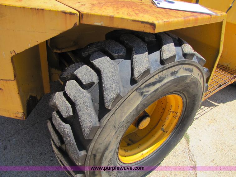 image for item A5064 Sellick SD-80 forklift