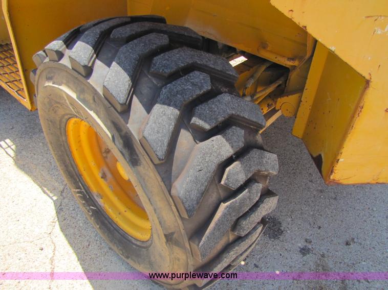 image for item A5064 Sellick SD-80 forklift