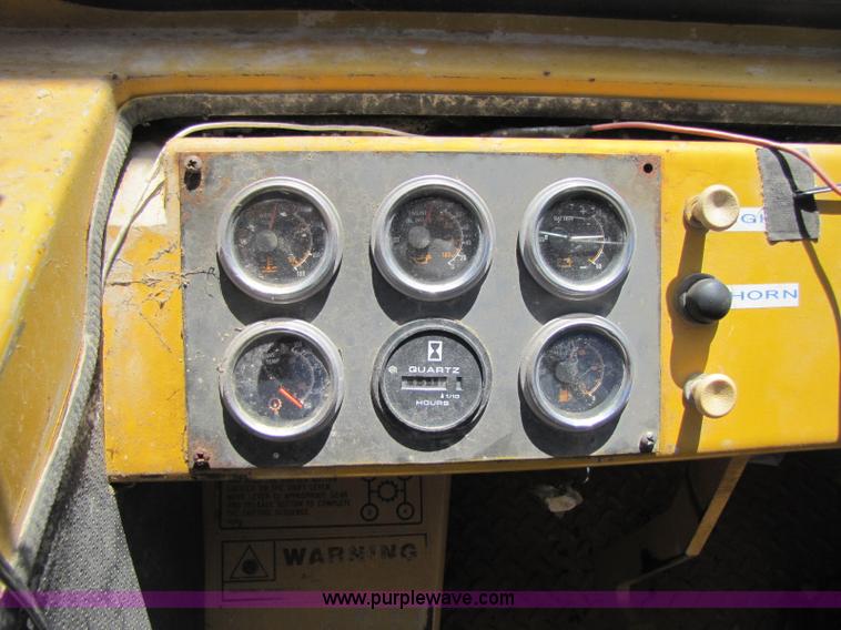 image for item A5064 Sellick SD-80 forklift