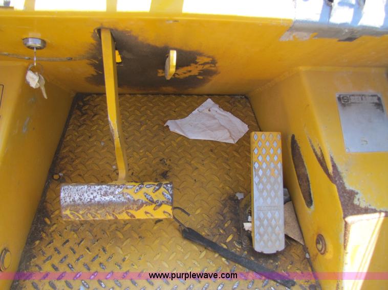 image for item A5064 Sellick SD-80 forklift