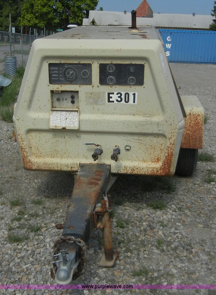 image for item D9697 Ingersoll Rand 175 Whisperized portable compressor