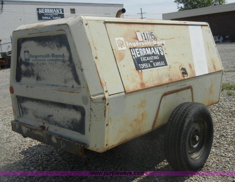 image for item D9698 Ingersoll Rand 175 Spiro Flo portable compressor