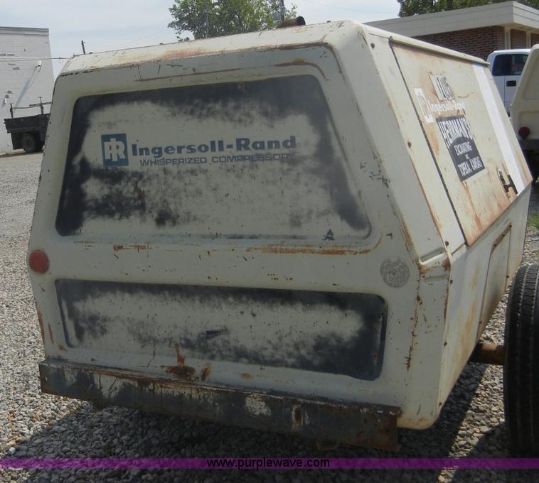 image for item D9698 Ingersoll Rand 175 Spiro Flo portable compressor