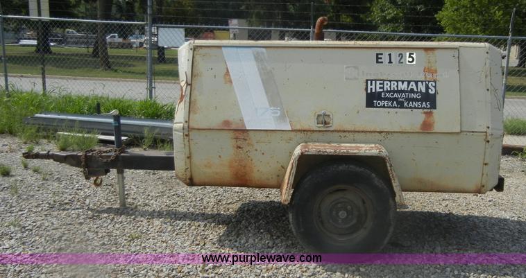 image for item D9698 Ingersoll Rand 175 Spiro Flo portable compressor
