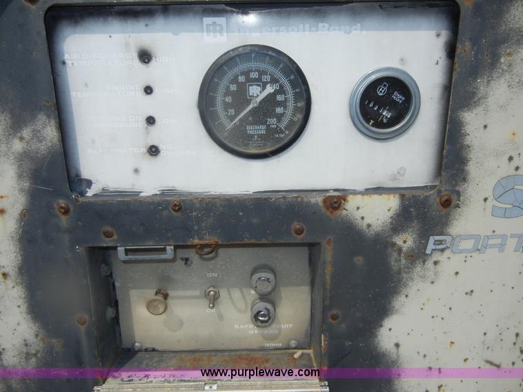 image for item D9698 Ingersoll Rand 175 Spiro Flo portable compressor