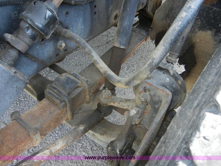 image for item D9707 1989 International F1954 bucket truck