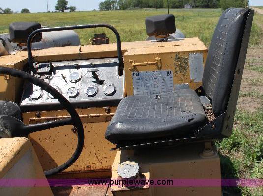 image for item F9751 Hyster C330 double drum roller