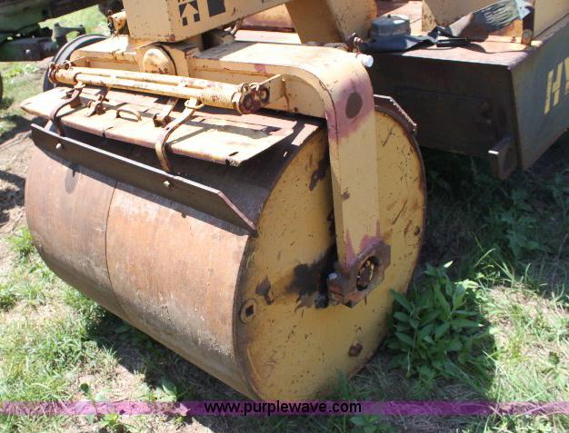 image for item F9751 Hyster C330 double drum roller