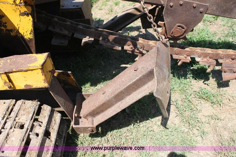 image for item F9752 Vermeer T600C trencher