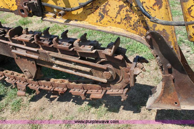 image for item F9752 Vermeer T600C trencher