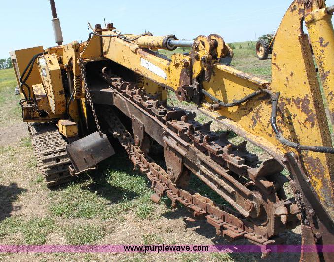image for item F9752 Vermeer T600C trencher