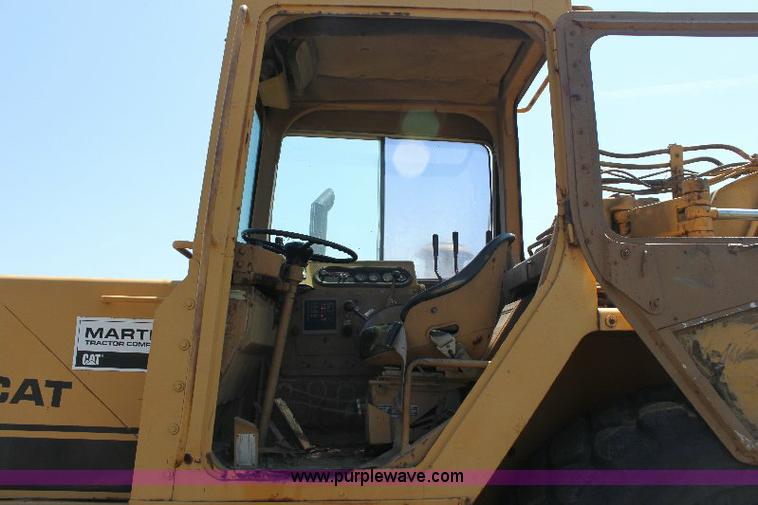 image for item F9754 Caterpillar 615 paddle scraper