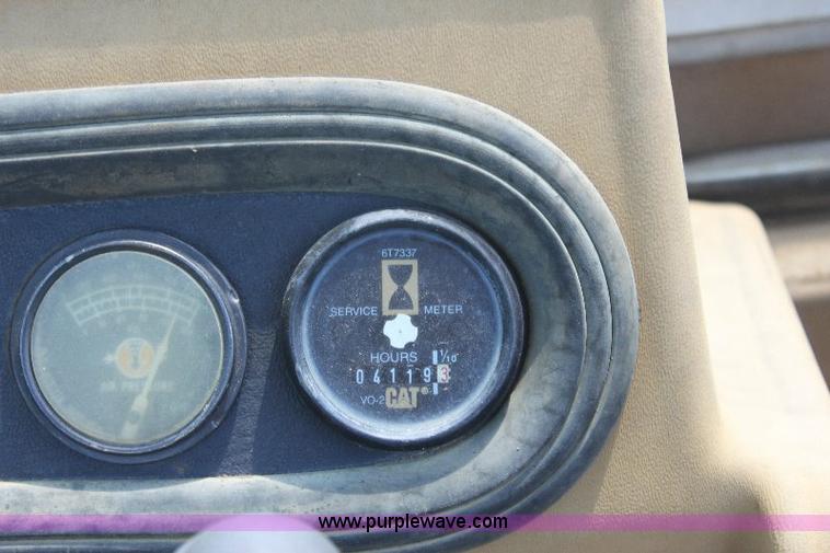 image for item F9754 Caterpillar 615 paddle scraper