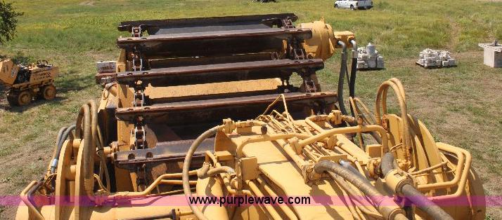 image for item F9754 Caterpillar 615 paddle scraper