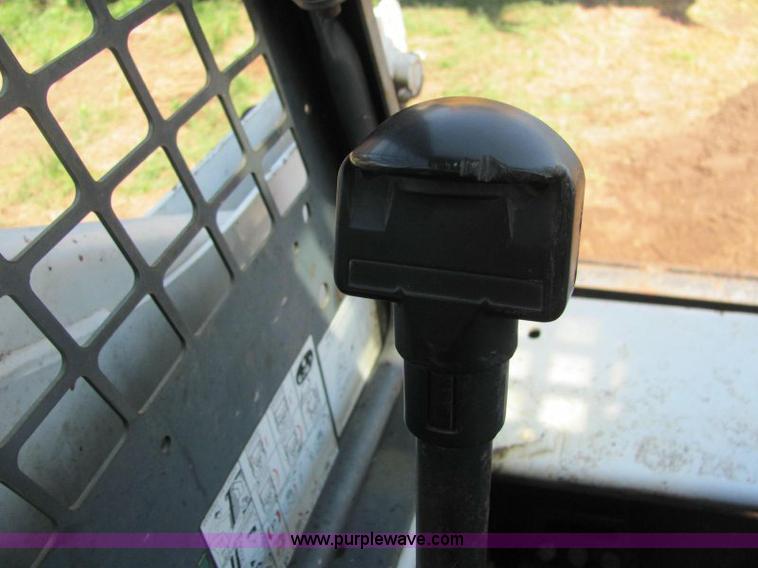 image for item F9755 Bobcat 873 skid steer