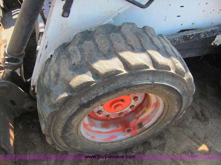 image for item F9755 Bobcat 873 skid steer