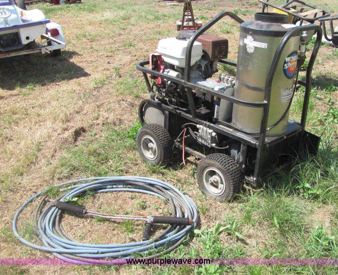 image for item F9760 Simpson hot water pressure washer