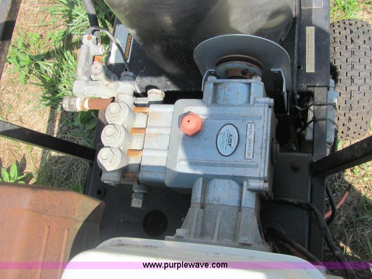 image for item F9760 Simpson hot water pressure washer