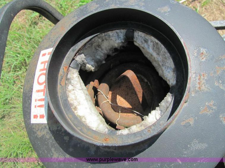 image for item F9760 Simpson hot water pressure washer