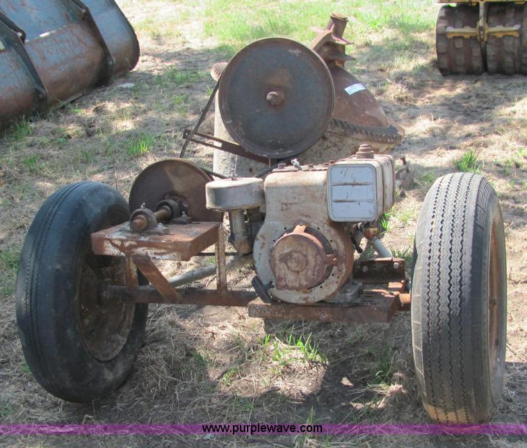 image for item F9762 Cement mixer
