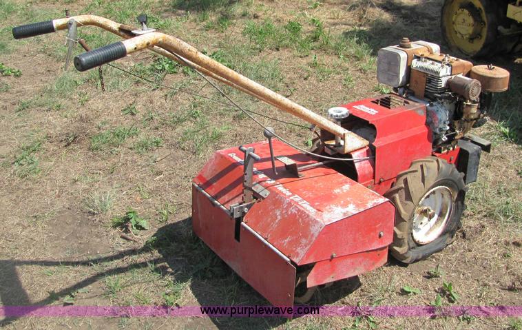 image for item F9762 Cement mixer