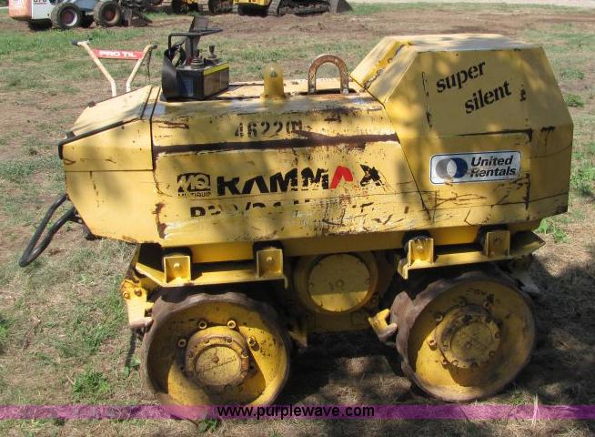 image for item F9763 Multiquip Rammax R33/24 HHMR vibratory compactor