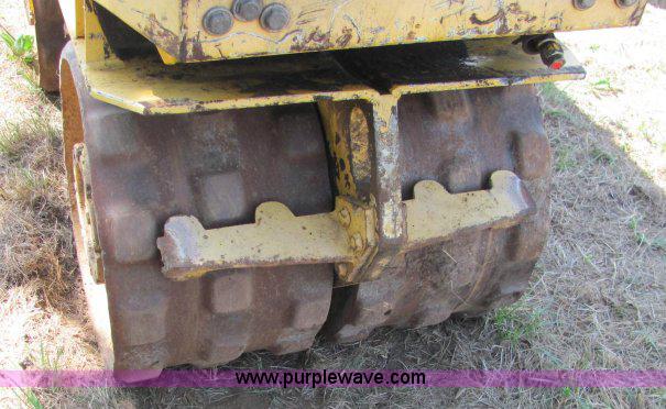 image for item F9763 Multiquip Rammax R33/24 HHMR vibratory compactor