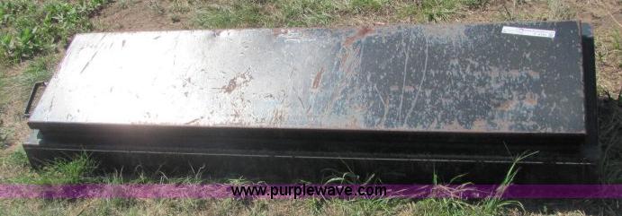 image for item F9765 Triple C cross bed toolbox