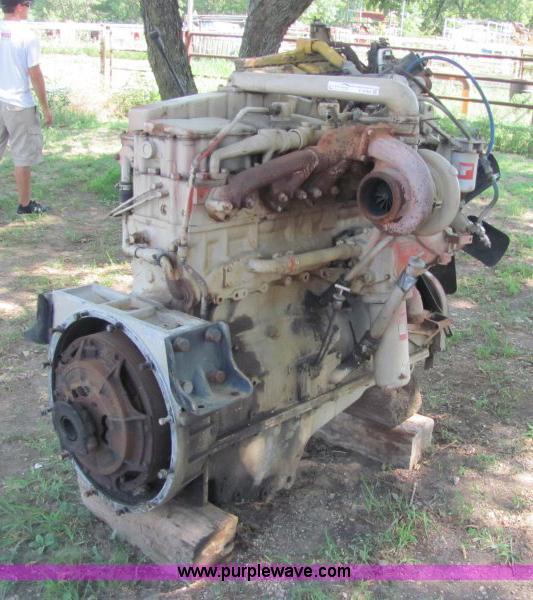 image for item F9769 Cummins big cam 350 HP diesel engine