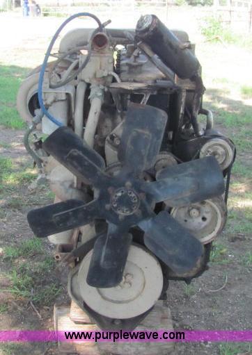 image for item F9769 Cummins big cam 350 HP diesel engine