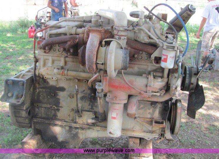 image for item F9769 Cummins big cam 350 HP diesel engine